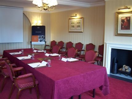Carlton Mitre Hotel