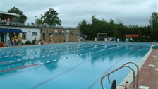 Hampton Heated Open Air Pool