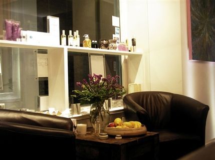 Innes Lounge