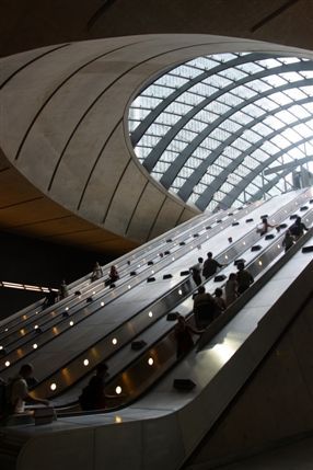 Canada Water Tube Station