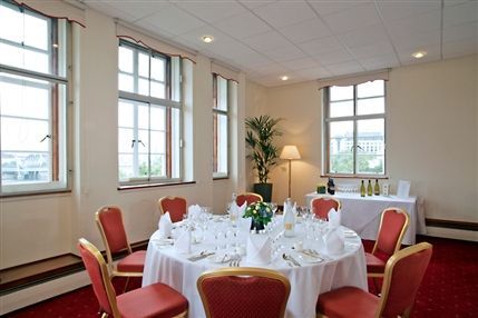 Haslett Room