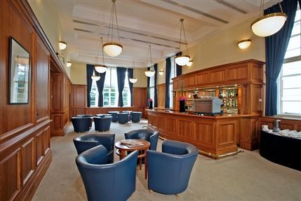 Kelvin Lounge