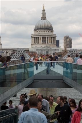 Millennium Bridge
