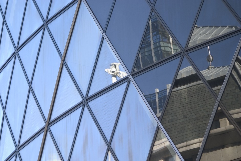 The Swiss Re Tower (aka 'The Gherkin' or '30 St Mary Axe ')