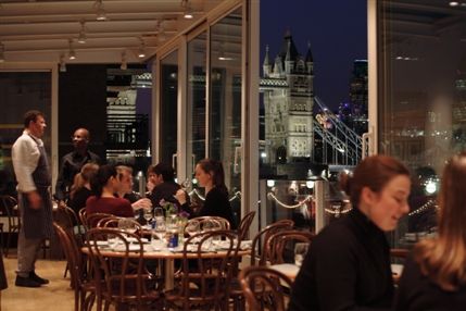 Entire Cafe' Restaurant