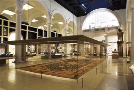 Cromwell Road - Jameel Gallery © Richard Waite