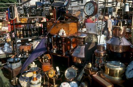 Bermondsey Square Antiques Market