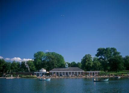 Serpentine Boating Lake
