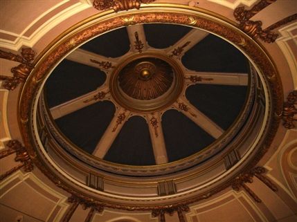Victoria Palace Theatre