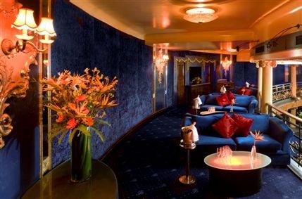 Cafe de Paris