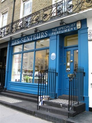 Les Senteurs