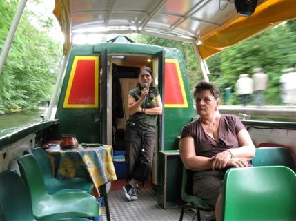 Jason's Canal Boat Trip - Commentary on the boat
