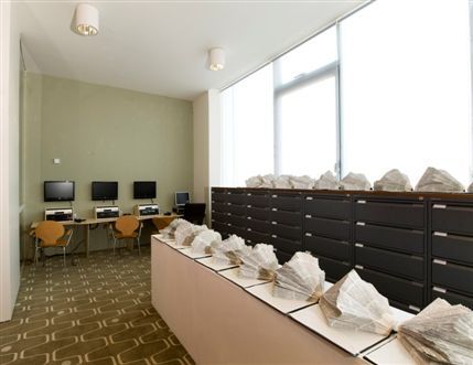 The Poetry Library