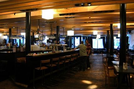 Bar Music Hall