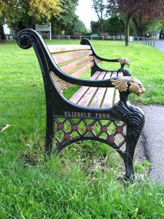 Clissold Park