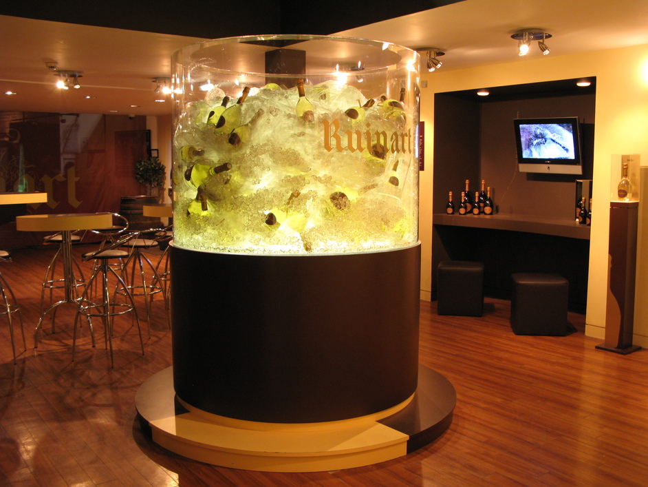 Vinopolis - Ruinart Champagne Bar Area