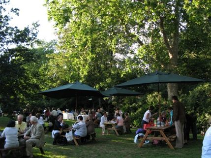 Open Air Theatre, Regent's Park - Picnic Area