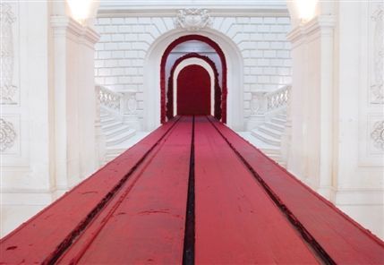 Anish Kapoor - Anish Kapoor - Svayambh, 2007. Photo by: Cecile Clos, Nantes. Installation: Musee des Beaux-Arts de Nantes