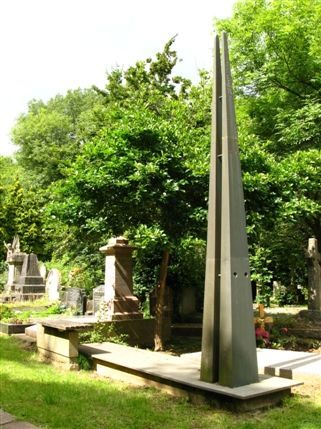 Highgate Cemetery Highgate Cemetery