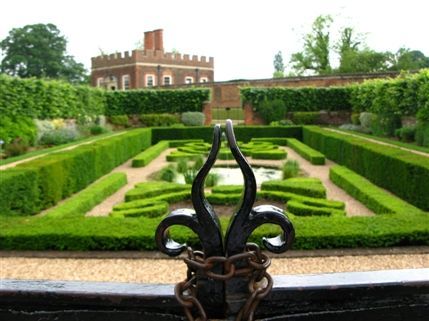 Hampton Court Palace - The Pond Gardens Hampton Court Palace - The Pond Gardens
