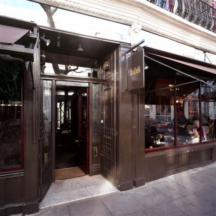 Julie's Restaurant & Bar