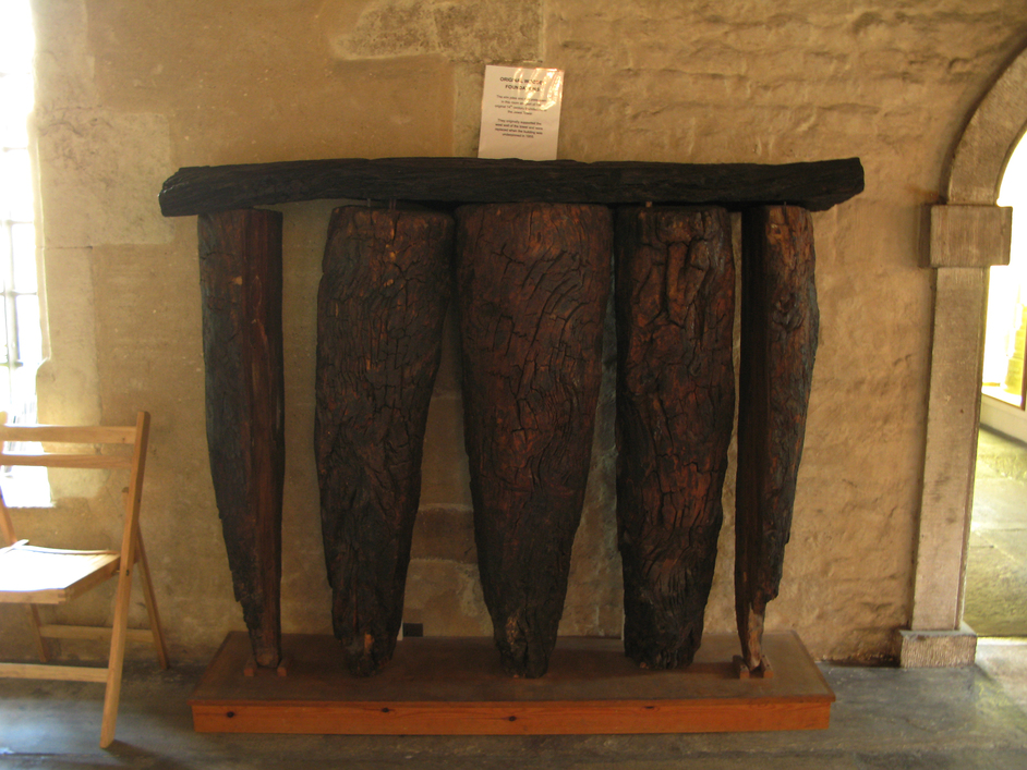 Great College Street - Original wooden foundations