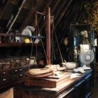 Old Operating Theatre Museum and Herb Garret hotels title=