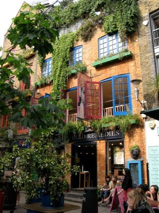 Neal's Yard Salad Bar