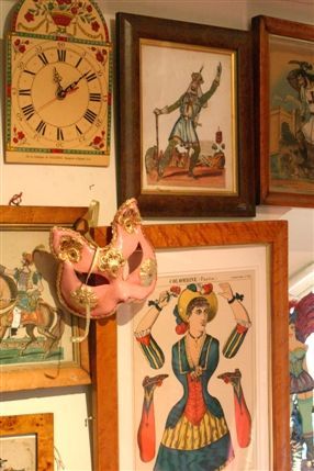 Benjamin Pollock's Toyshop