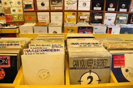 Vinyl Junkies