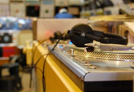 Vinyl Junkies