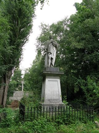 Abney Park Cemetery & Nature Reserve