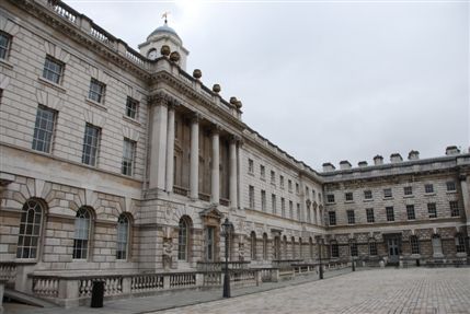 Somerset House: Embankment Galleries - Somerset House Courtyard