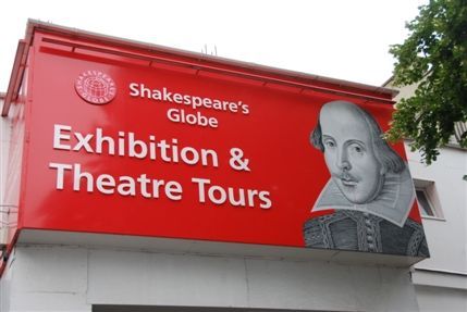 Shakespeare's Globe Exhibition and Tour - Shakespeare Globe Exterior