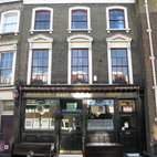The Cow hotels title=