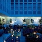 The Long Bar hotels title=