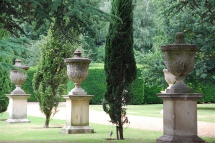 Chiswick House - Chiswick House Gardens