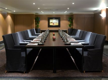 Amba Salon