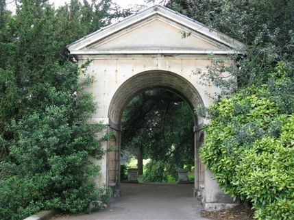 Gunnersbury Park