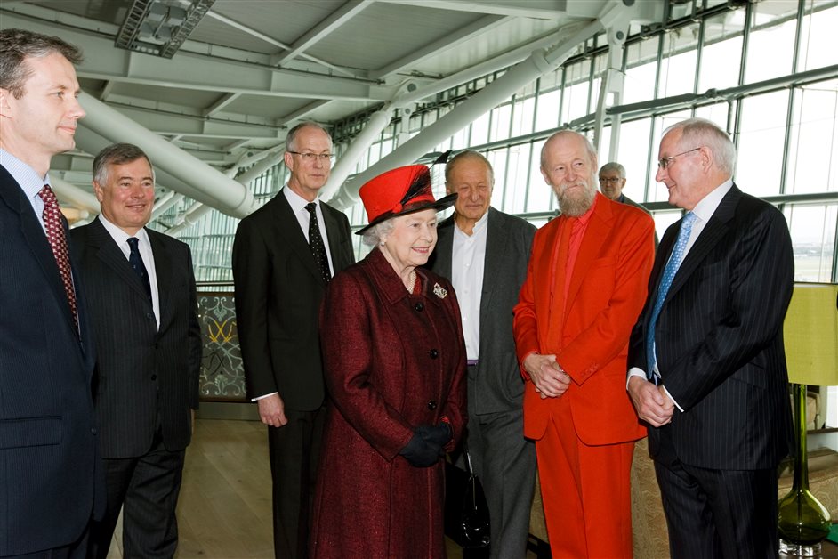 Heathrow Airport - The Queen opening Terminal 5