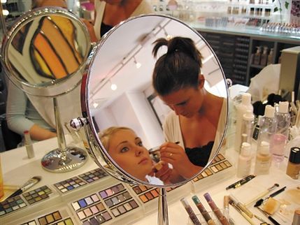themakeupshop.co.uk
