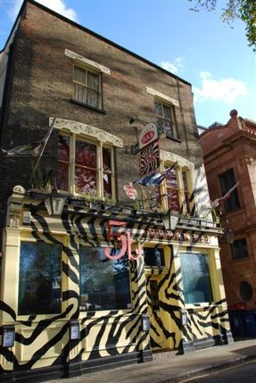 Three Colt Street - Urban Bar In Limehouse
