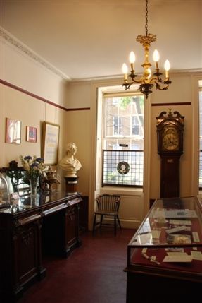 Charles Dickens Museum - Charles Dickens Museum Interior