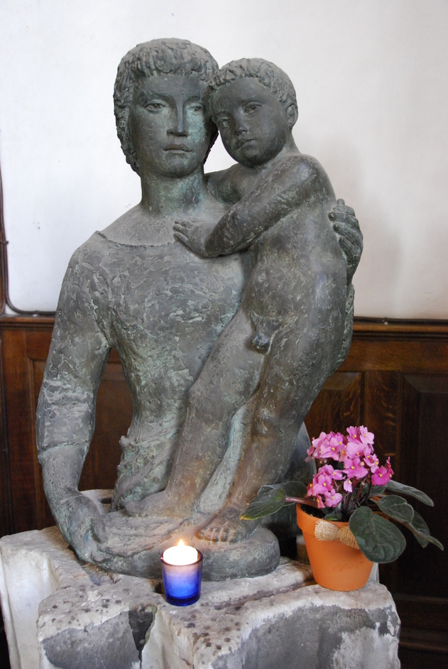 St Mary-Le-Bow Church - Madonna & Child Sculpture Inside St Mary Le Bow