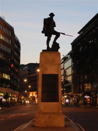 Great Russell Street - Holborn Viaduct War Memorial