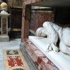 Brompton Oratory hotels title=