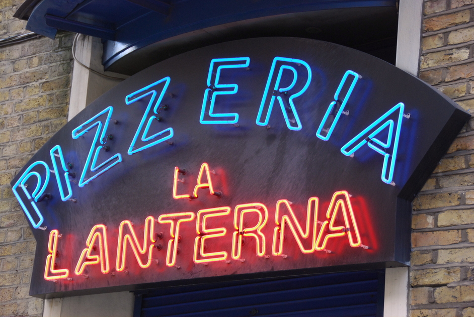Pizzeria La Lanterna - Pizzeria La Lanterna Exterior