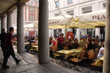 Covent Garden Piazza - Covent Garden Piazza Cafe