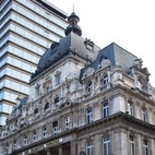 Her Majesty's Theatre hotels title=