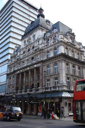 Her Majesty's Theatre - Her Majesty's Theatre Exterior